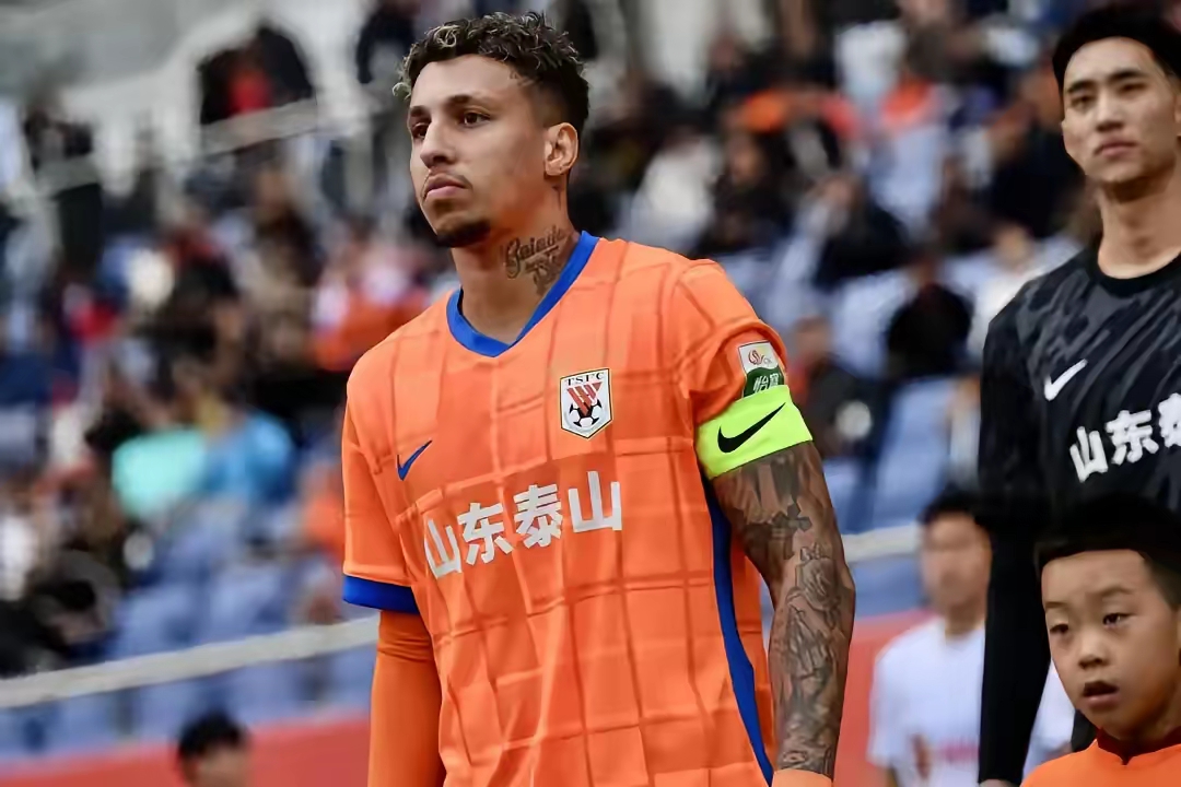 九游体育-包含冲刺阶段体能课后，山东泰山主帅复盘备战荷甲，态度坚定，年轻球员得到机会的词条-九游体育